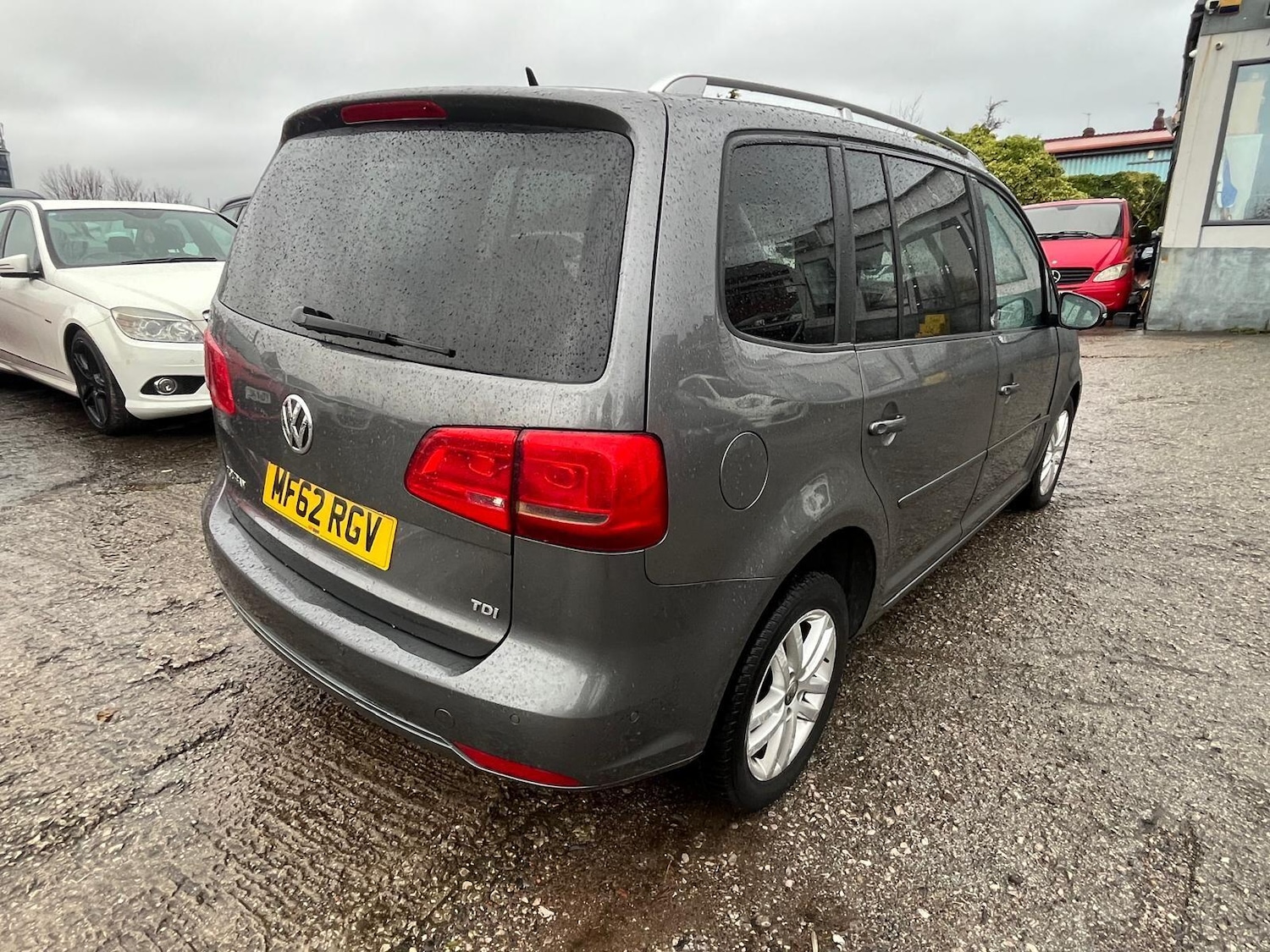 Used Volkswagen Touran 2012 for sale - 76752450: Photo 6