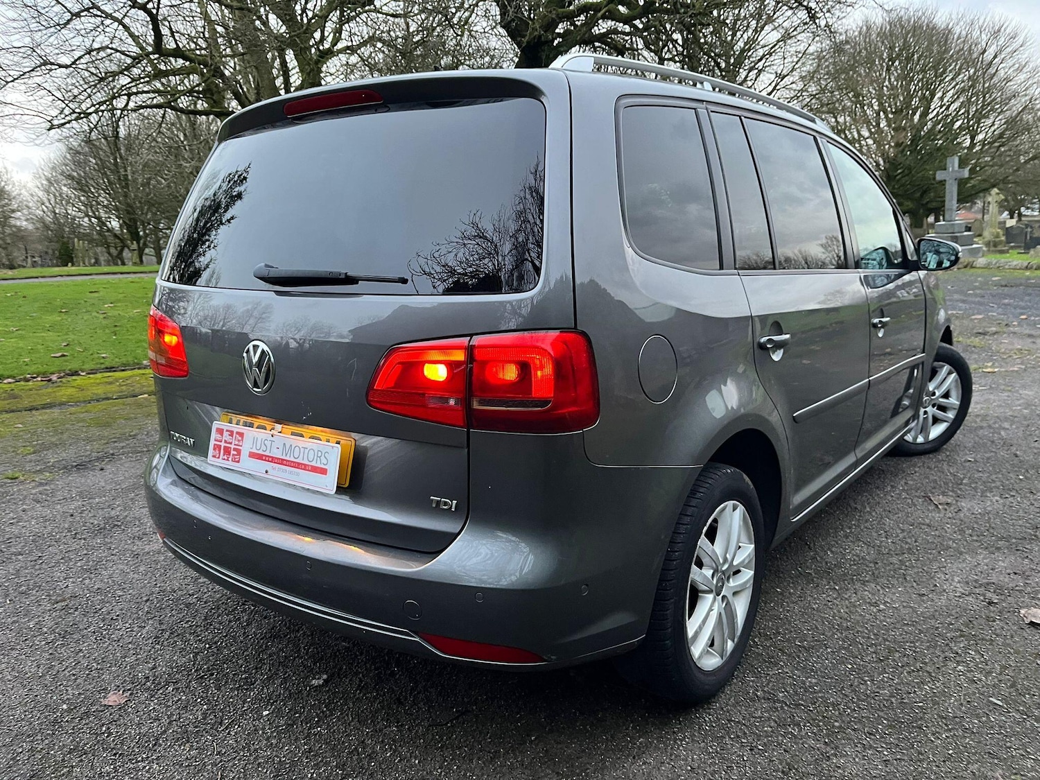 Used Volkswagen Touran 2012 for sale - 76752450: Photo 71