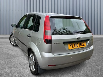 Used Ford Fiesta 2005 for sale - 78661256: Photo