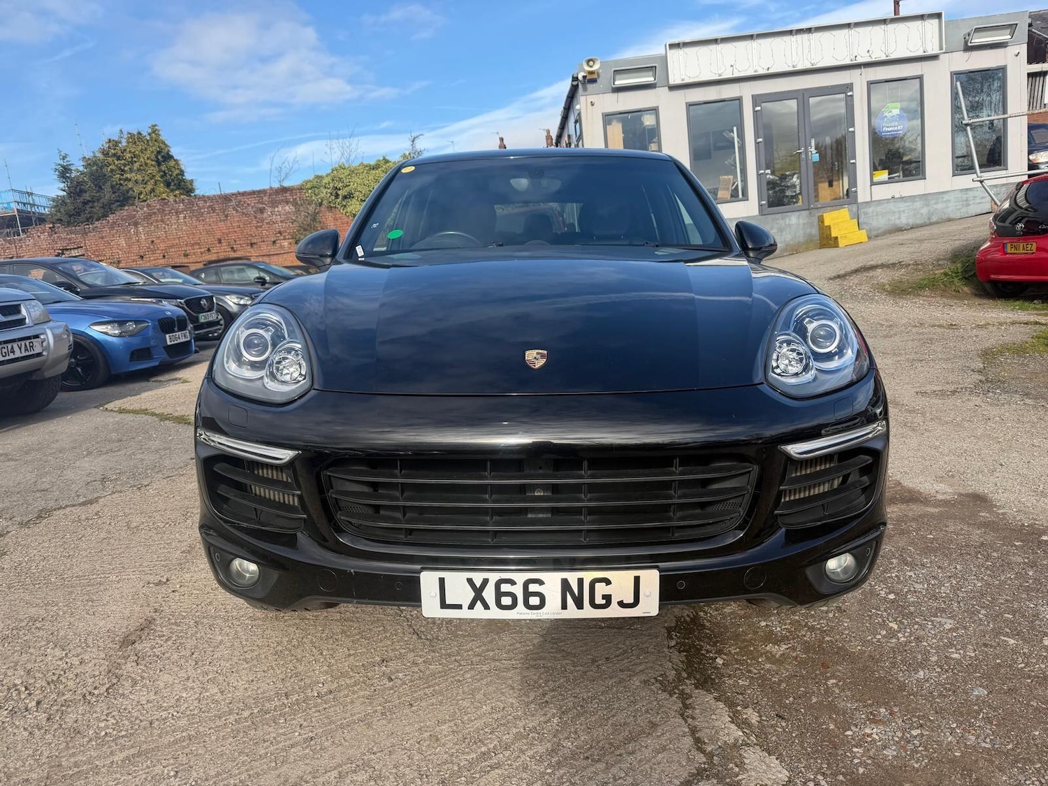 Used Porsche Cayenne 2016 for sale - 78127681: Photo 3