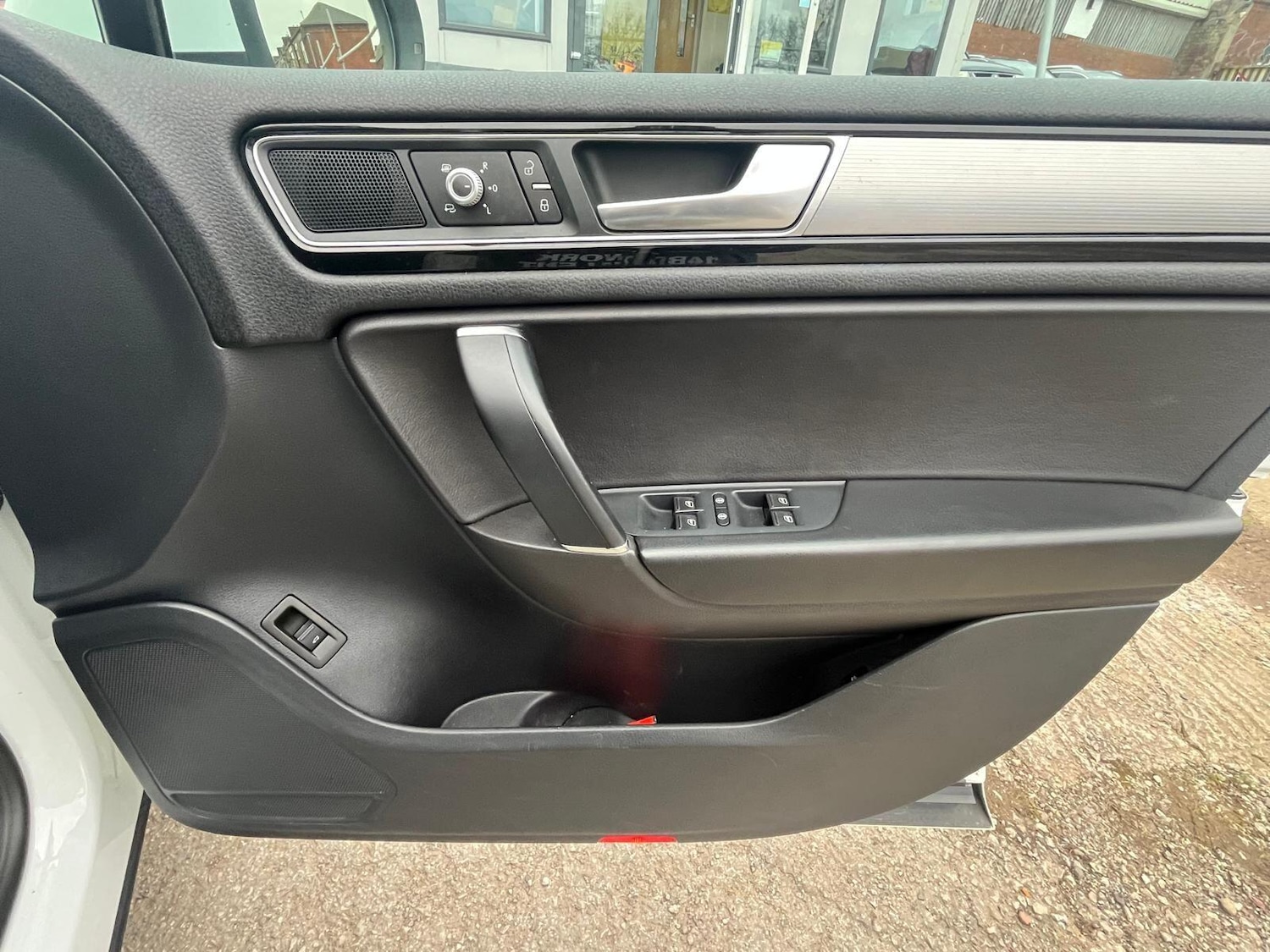 Used Volkswagen Touareg 2016 for sale - 77723666: Photo 15