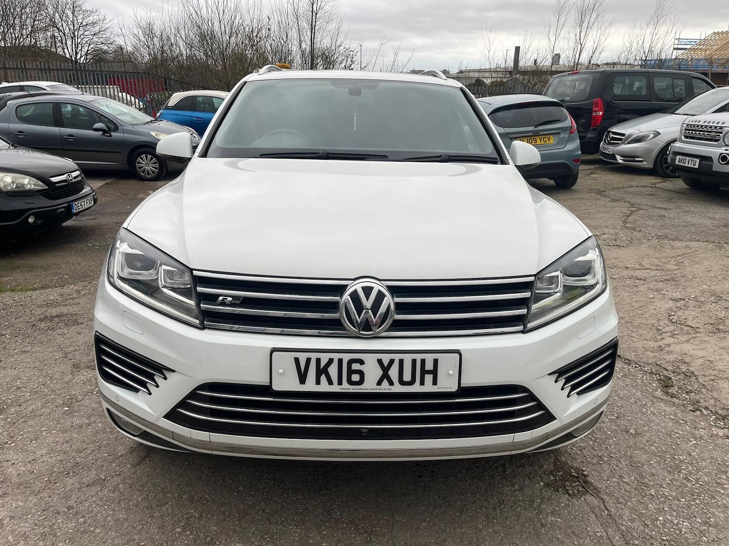Used Volkswagen Touareg 2016 for sale - 77723666: Photo 2