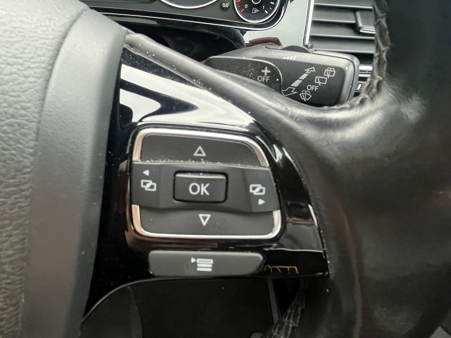 Used Volkswagen Touareg 2016 for sale - 77723666: Photo 23