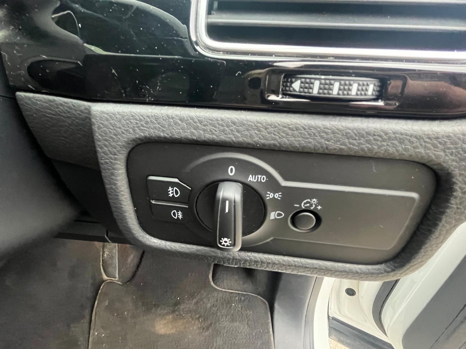 Used Volkswagen Touareg 2016 for sale - 77723666: Photo 24