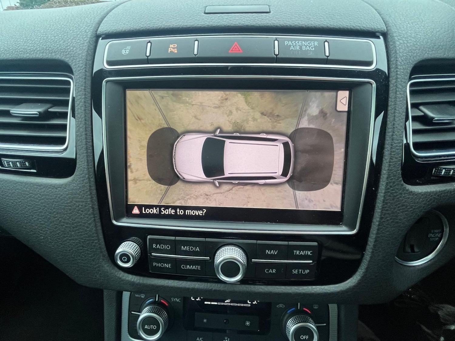 Used Volkswagen Touareg 2016 for sale - 77723666: Photo 30