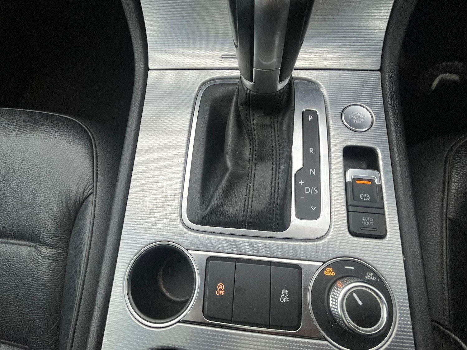 Used Volkswagen Touareg 2016 for sale - 77723666: Photo 32