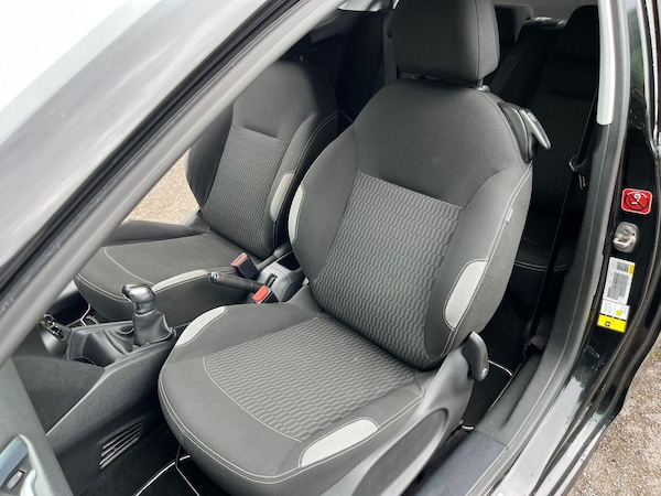 Used Peugeot 208 2015 for sale - 75314982: Photo 15
