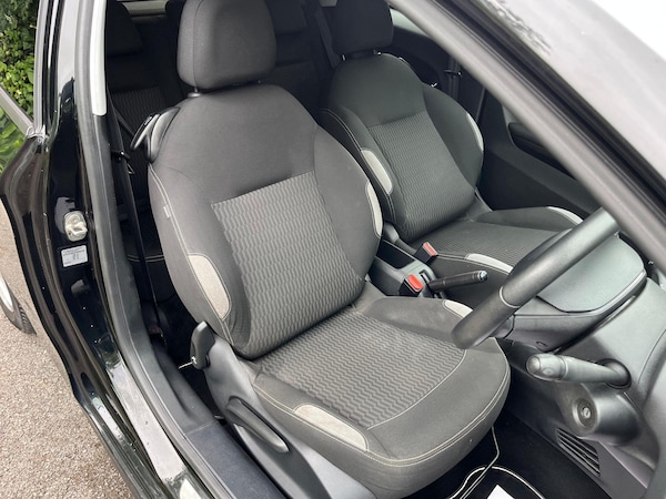 Used Peugeot 208 2015 for sale - 75314982: Photo 19