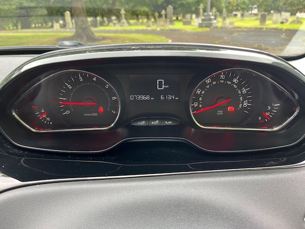Used Peugeot 208 2015 for sale - 75314982: Photo 28