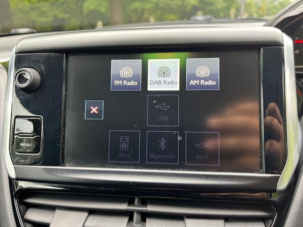 Used Peugeot 208 2015 for sale - 75314982: Photo 36