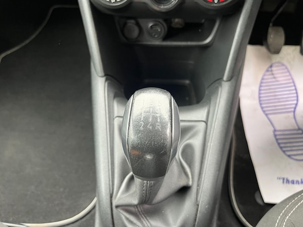 Used Peugeot 208 2015 for sale - 75314982: Photo 42