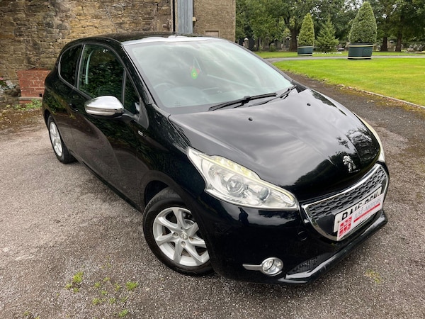 Used Peugeot 208 2015 for sale - 75314982: Photo 44