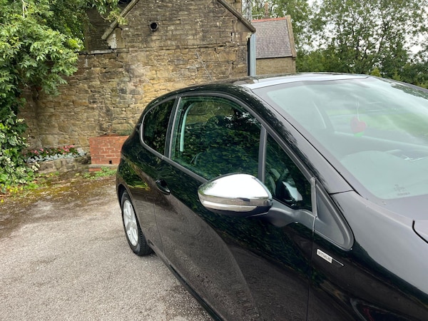 Used Peugeot 208 2015 for sale - 75314982: Photo 47