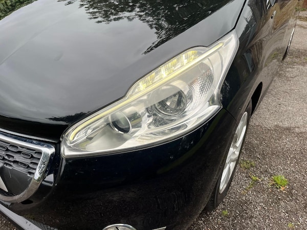 Used Peugeot 208 2015 for sale - 75314982: Photo 51