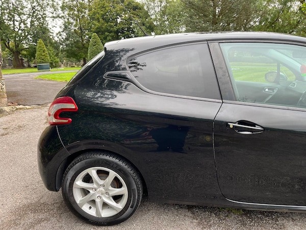 Used Peugeot 208 2015 for sale - 75314982: Photo 72