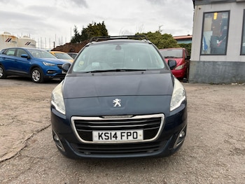 Used Peugeot 5008 2014 for sale - 77633284: Photo