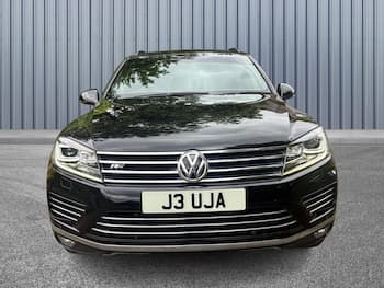 Used Volkswagen Touareg 2015 for sale - 79808648: Photo