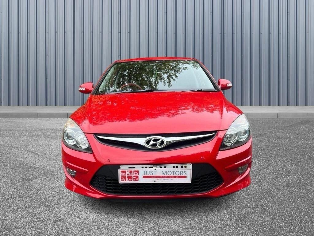 Used Hyundai i30 2010 for sale - 76099617: Photo 2