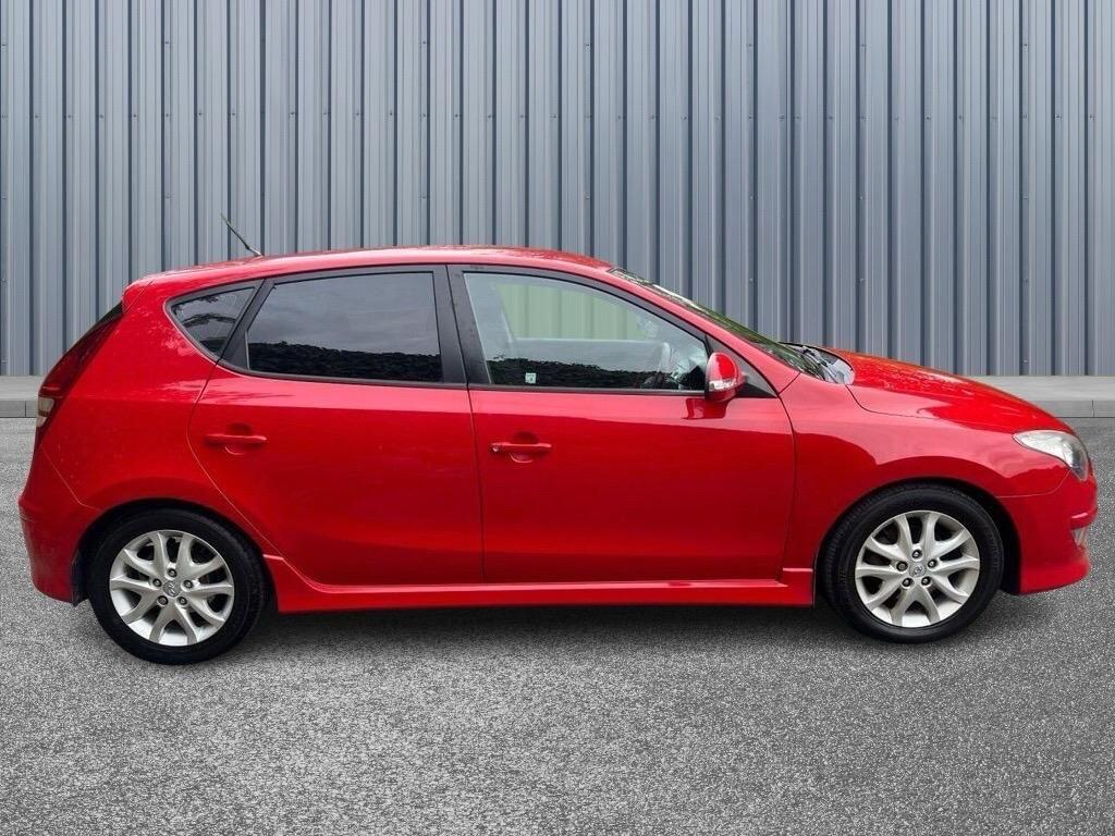 Used Hyundai i30 2010 for sale - 76099617: Photo 7