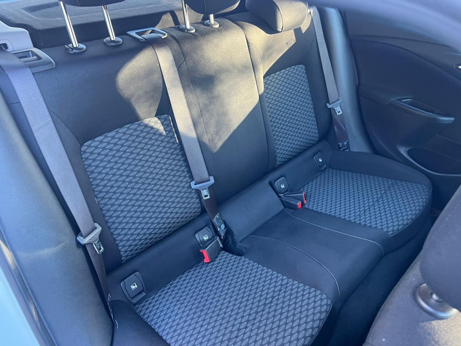 Used Vauxhall Astra for sale - 77564992: Photo 19