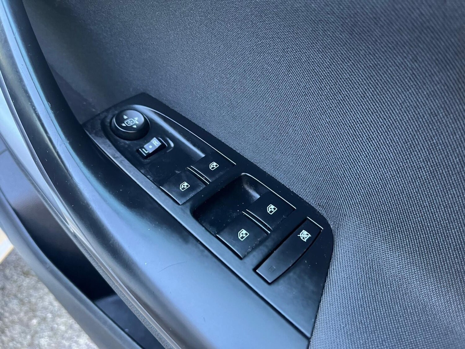 Used Vauxhall Astra for sale - 77564992: Photo 27