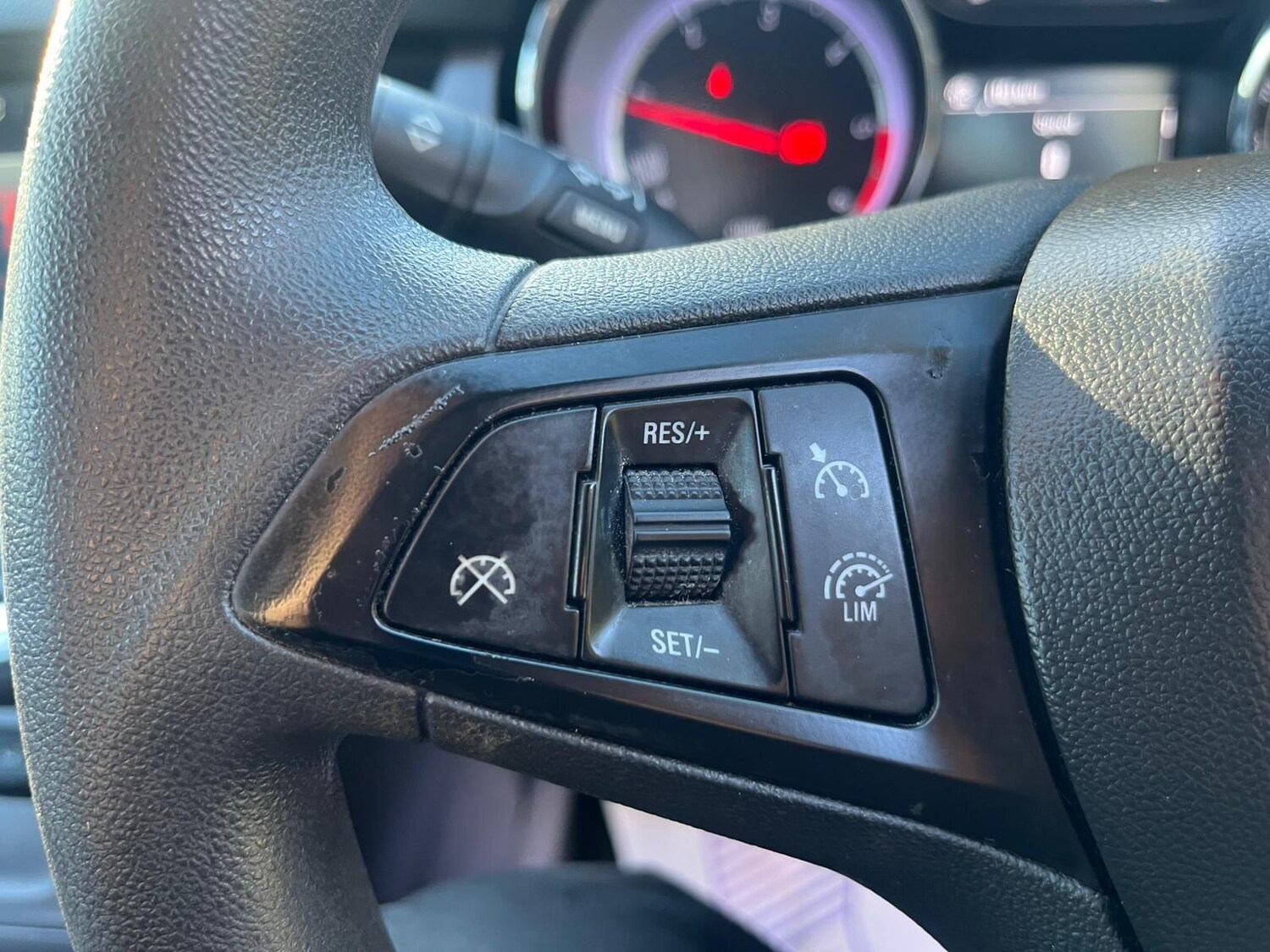 Used Vauxhall Astra for sale - 77564992: Photo 30