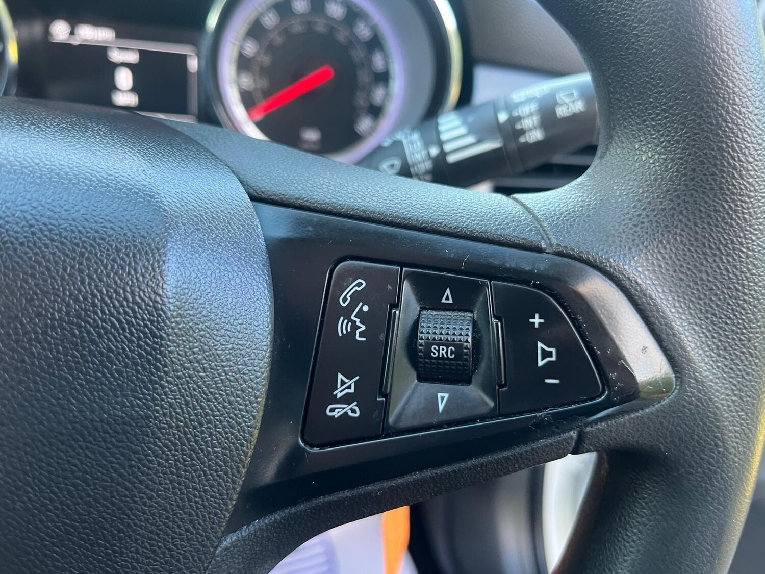 Used Vauxhall Astra for sale - 77564992: Photo 32