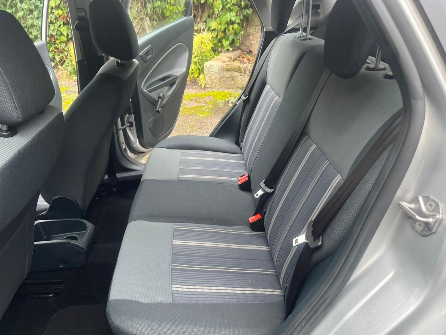 Used Ford Fiesta 2010 for sale - 77291550: Photo 16