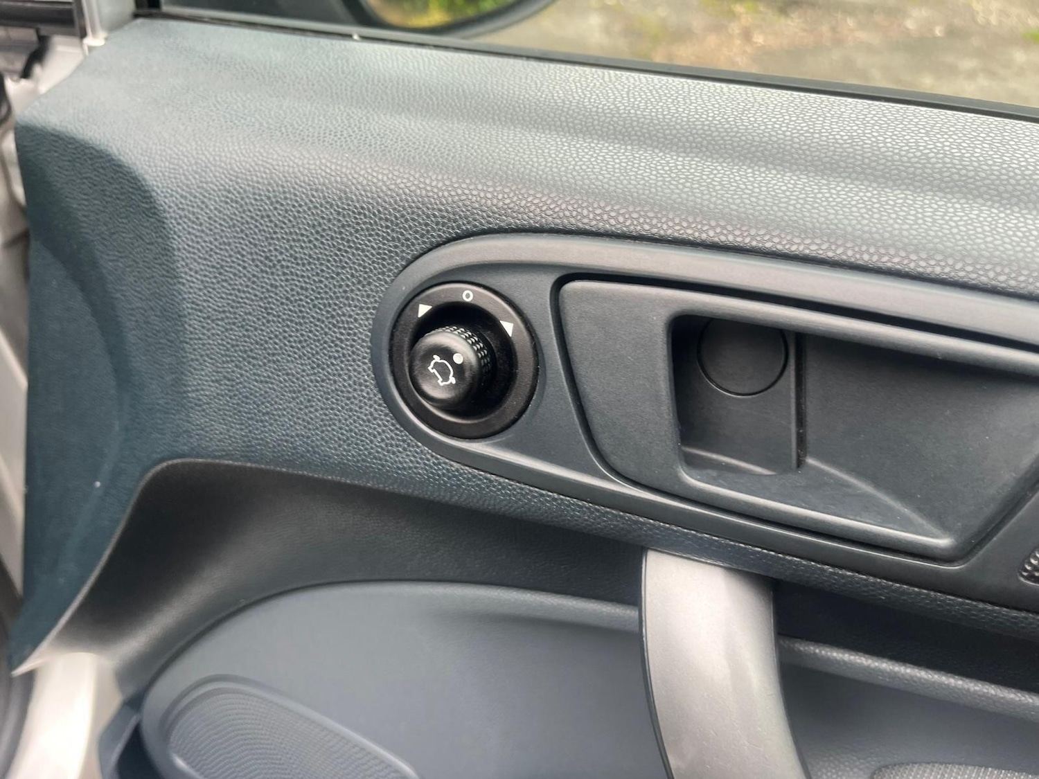 Used Ford Fiesta 2010 for sale - 77291550: Photo 26