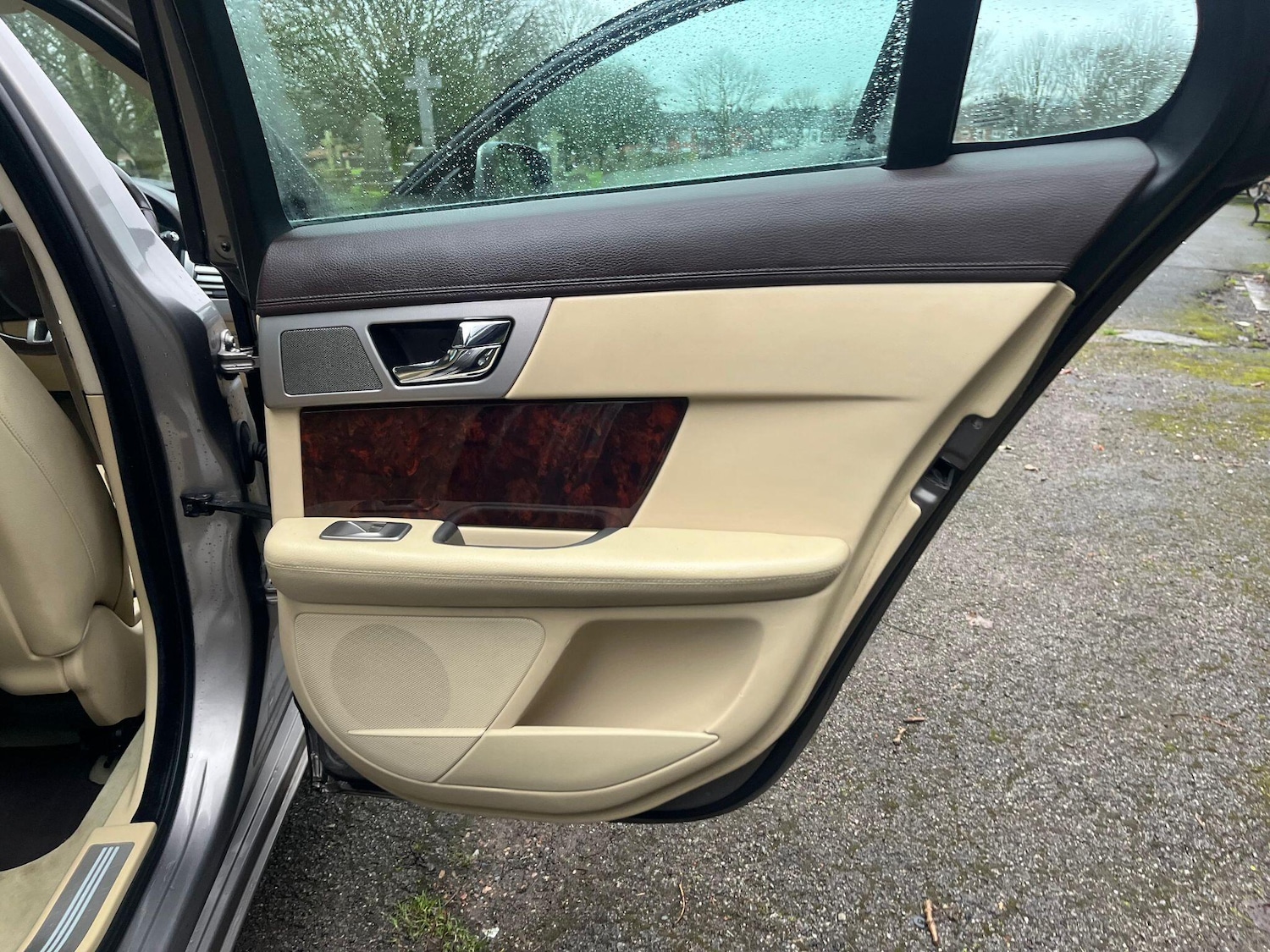 Used Jaguar XF 2011 for sale - 77982623: Photo 21