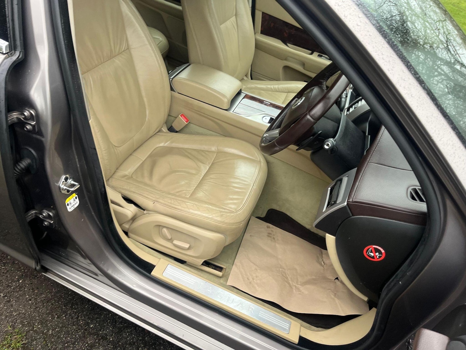 Used Jaguar XF 2011 for sale - 77982623: Photo 22