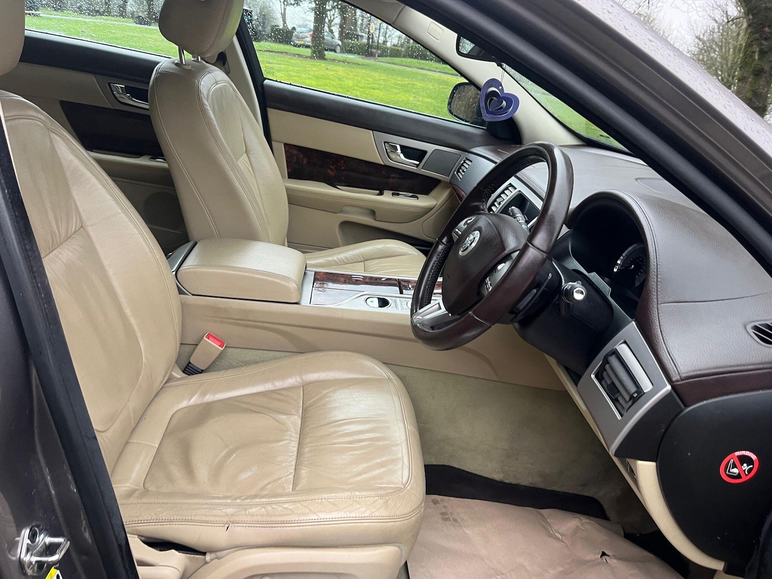 Used Jaguar XF 2011 for sale - 77982623: Photo 23