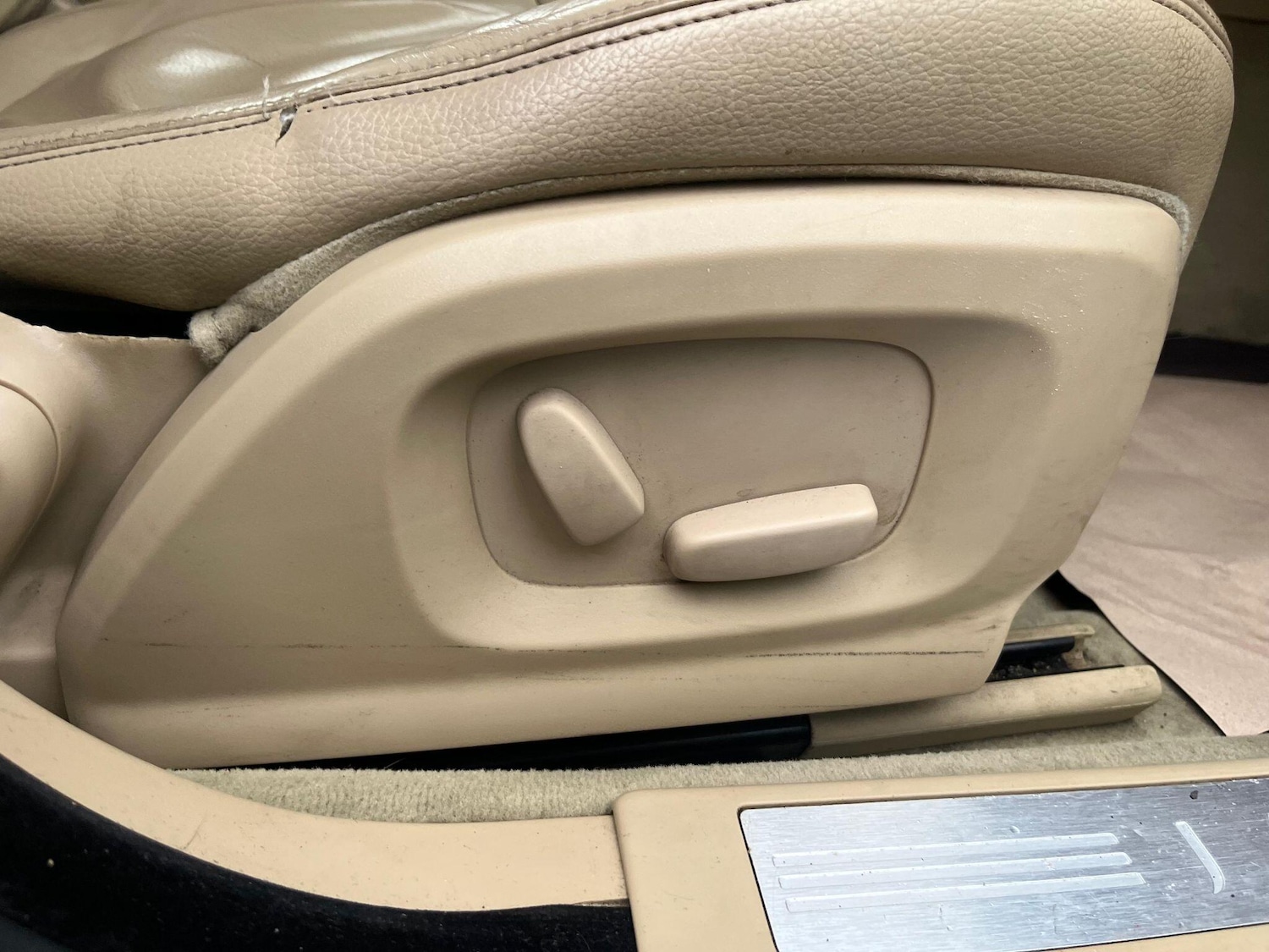 Used Jaguar XF 2011 for sale - 77982623: Photo 24