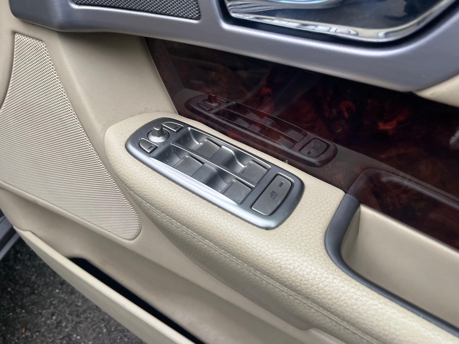 Used Jaguar XF 2011 for sale - 77982623: Photo 27