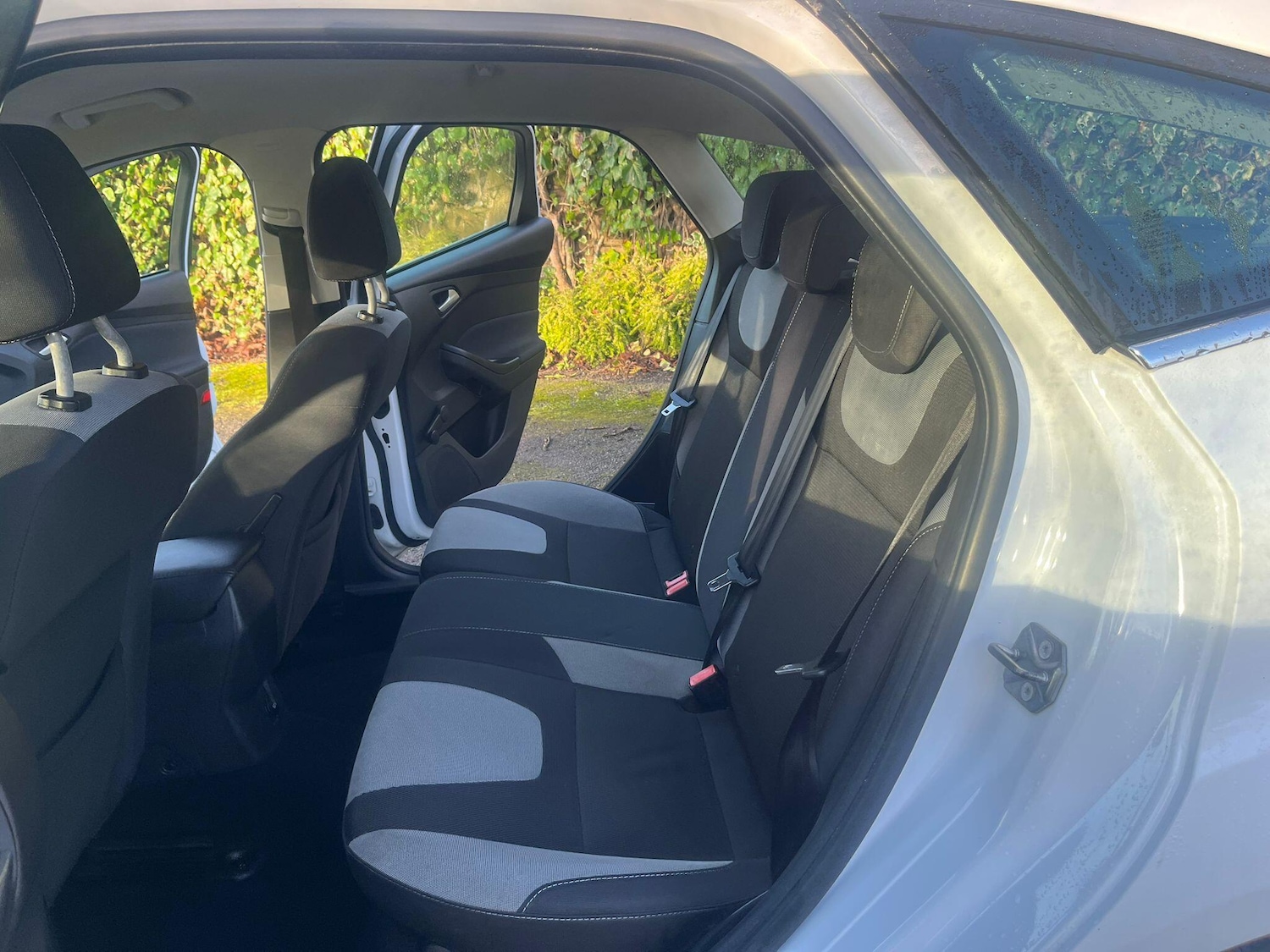 Used Ford Focus 2014 for sale - 76913432: Photo 16