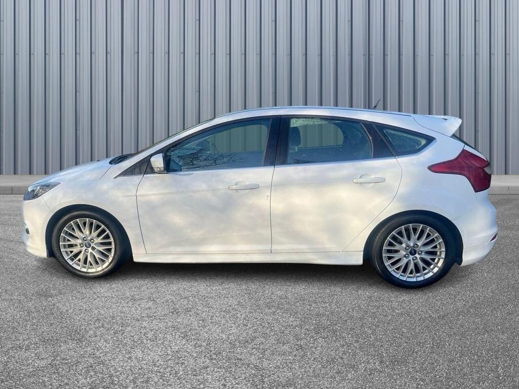 Used Ford Focus 2014 for sale - 76913432: Photo 8