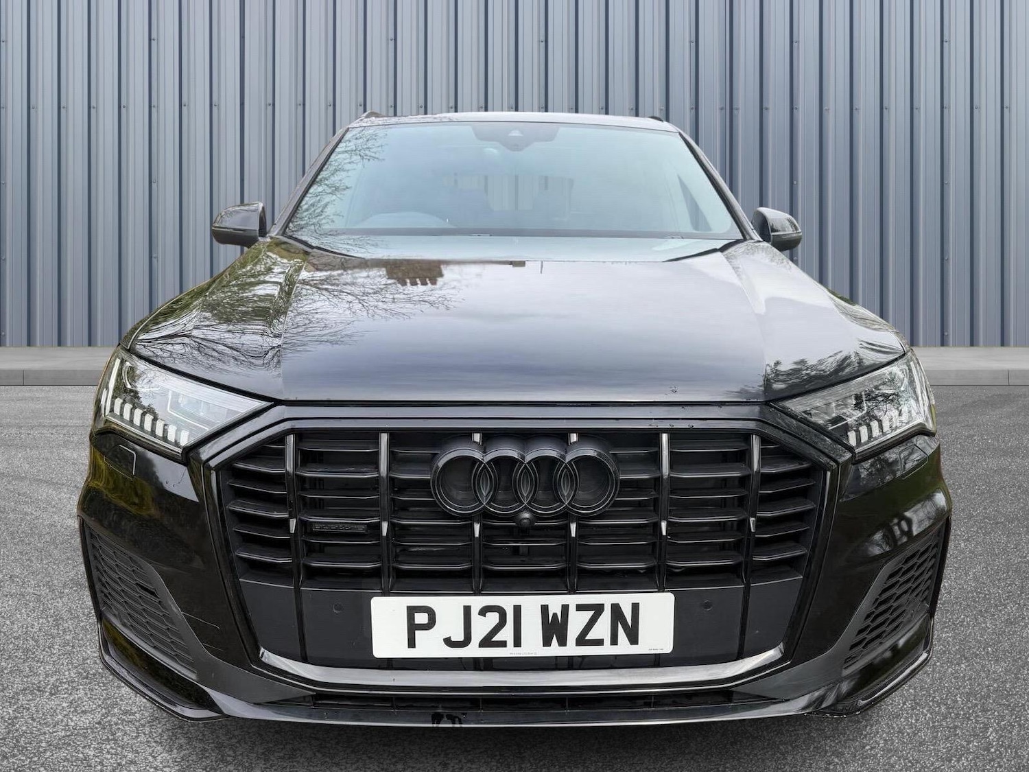 Used Audi Q7 for sale - 78215121: Photo 2
