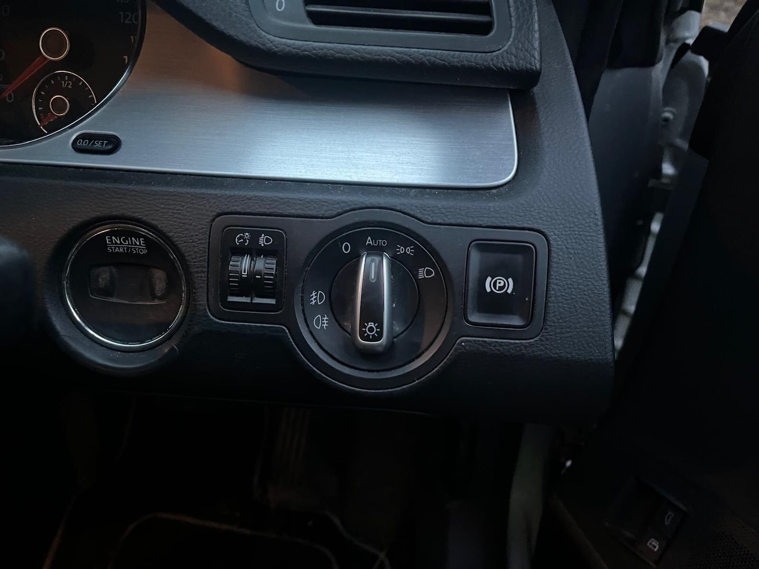 Used Volkswagen Passat 2010 for sale - 76832425: Photo 12