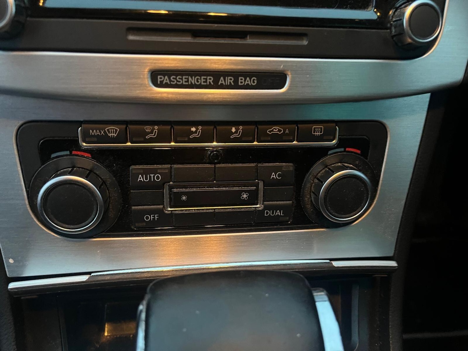 Used Volkswagen Passat 2010 for sale - 76832425: Photo 16