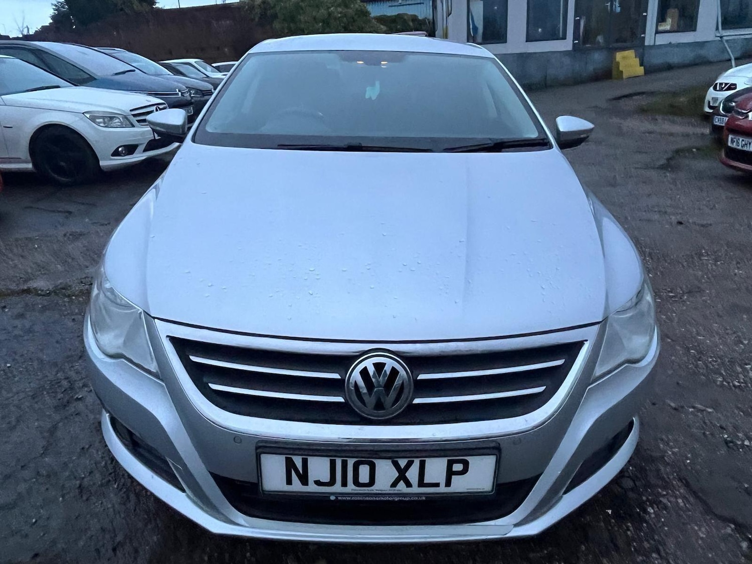 Used Volkswagen Passat 2010 for sale - 76832425: Photo 2