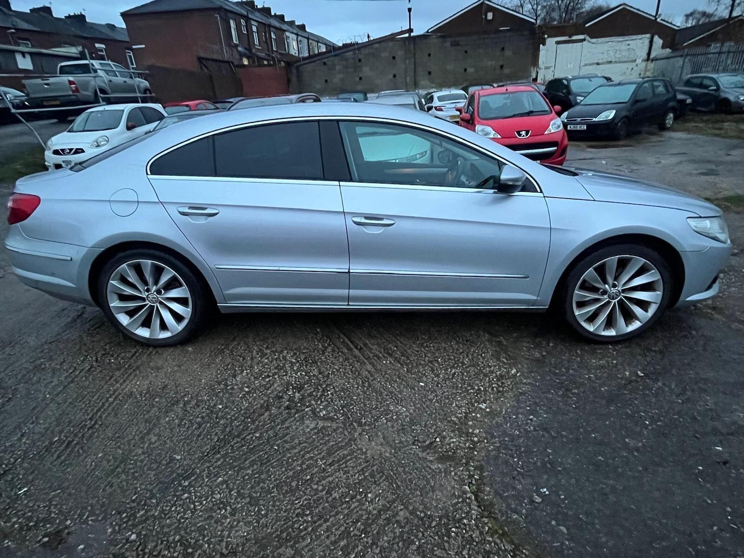 Used Volkswagen Passat 2010 for sale - 76832425: Photo 7