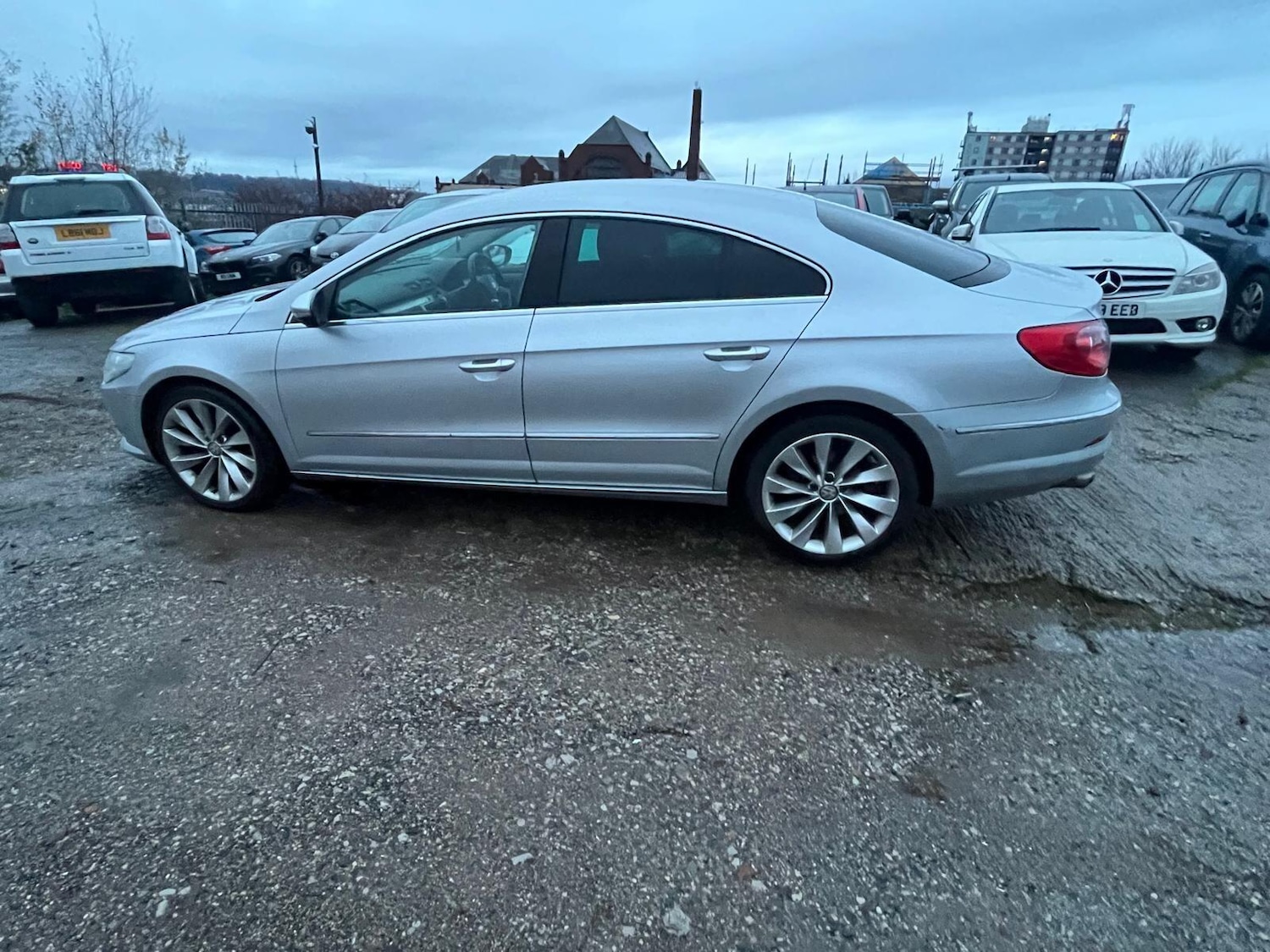 Used Volkswagen Passat 2010 for sale - 76832425: Photo 8