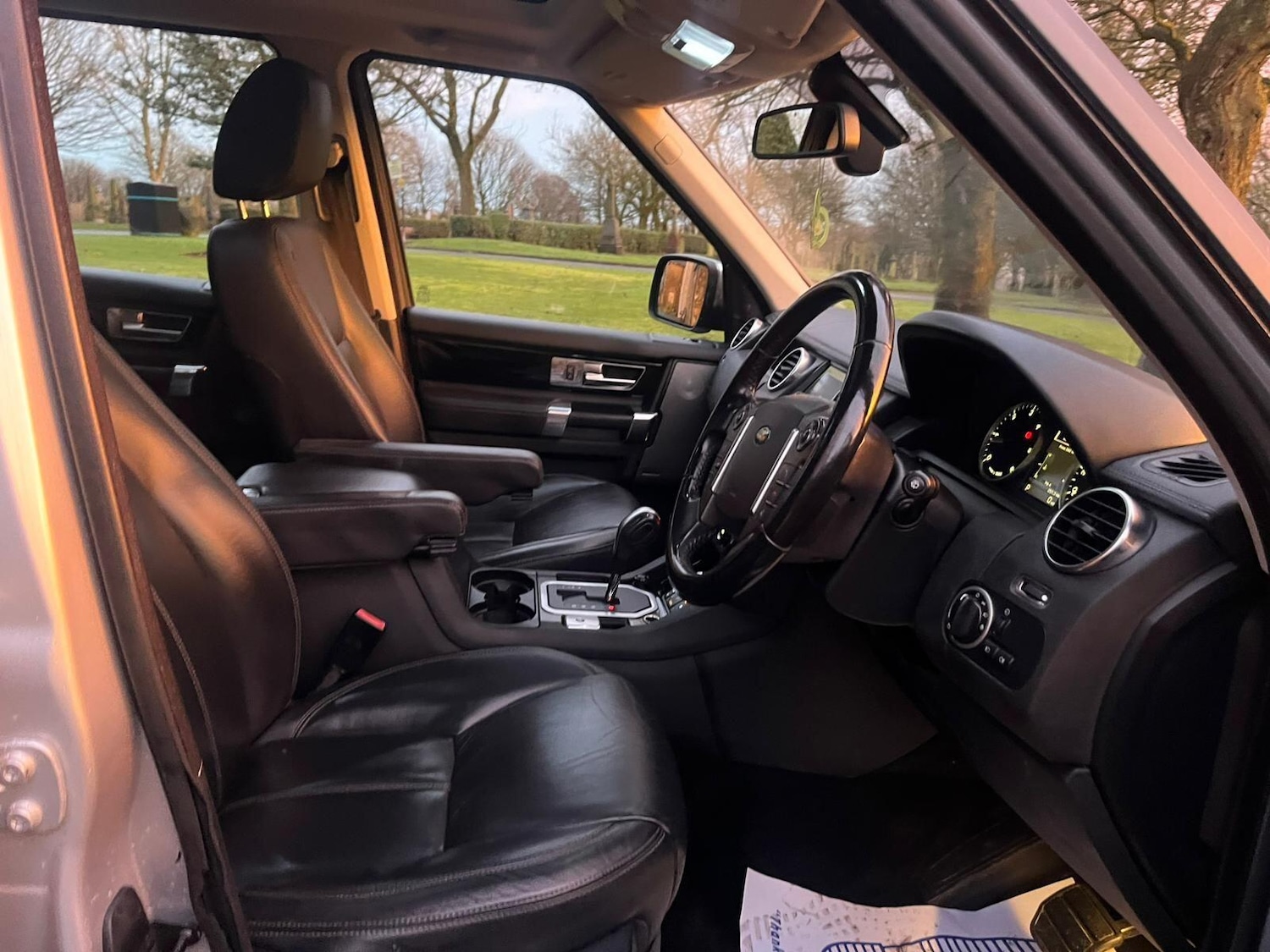 Used Land Rover Discovery 2010 for sale - 77230623: Photo 32