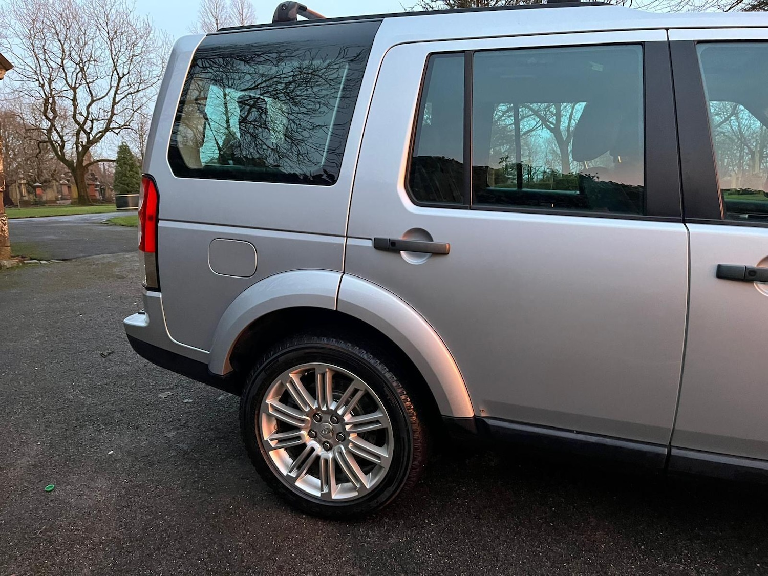 Used Land Rover Discovery 2010 for sale - 77230623: Photo 90