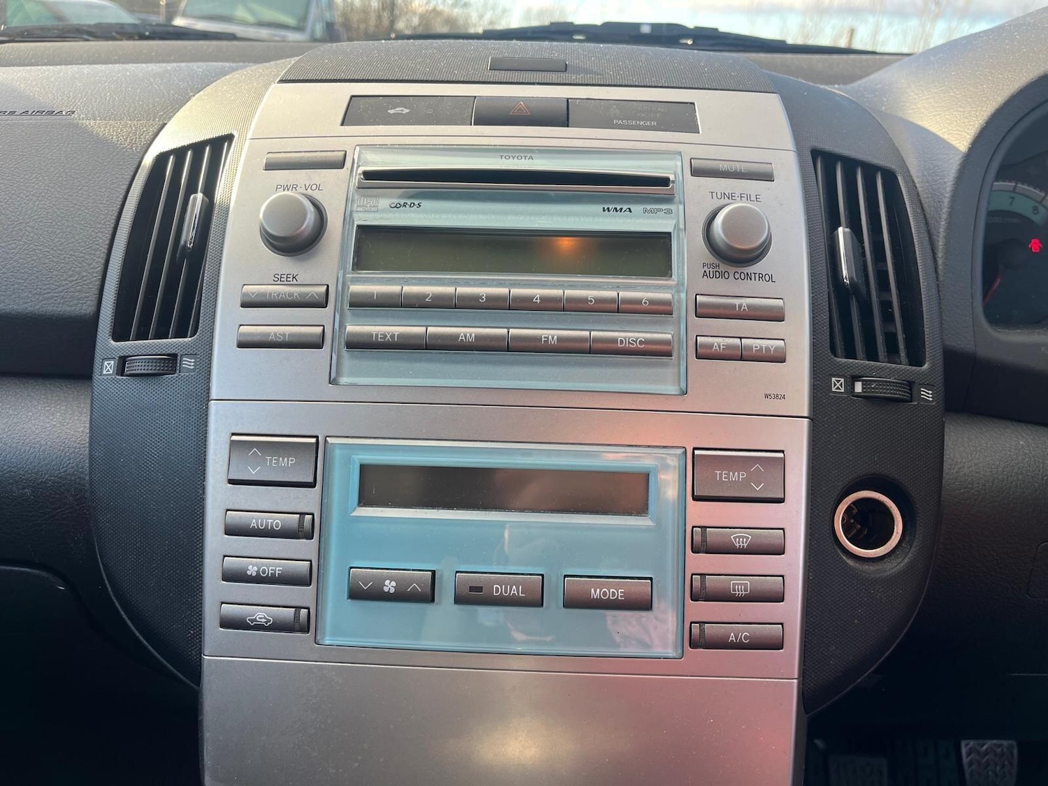 Used Toyota Verso 2008 for sale - 77132074: Photo 15