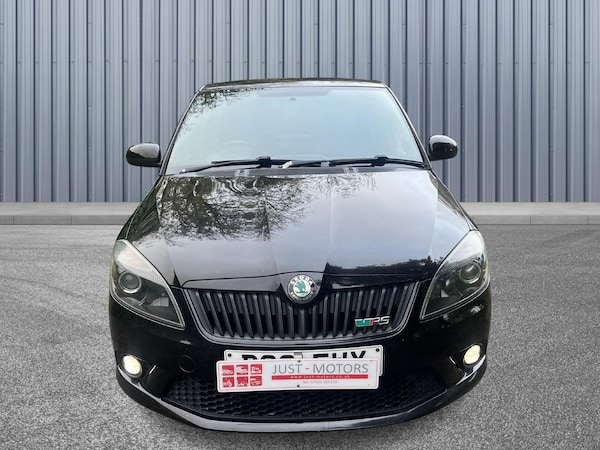 Used Skoda Fabia 2011 for sale - 76239817: Photo 2