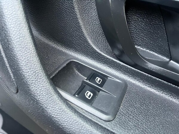 Used Skoda Fabia 2011 for sale - 76239817: Photo 54