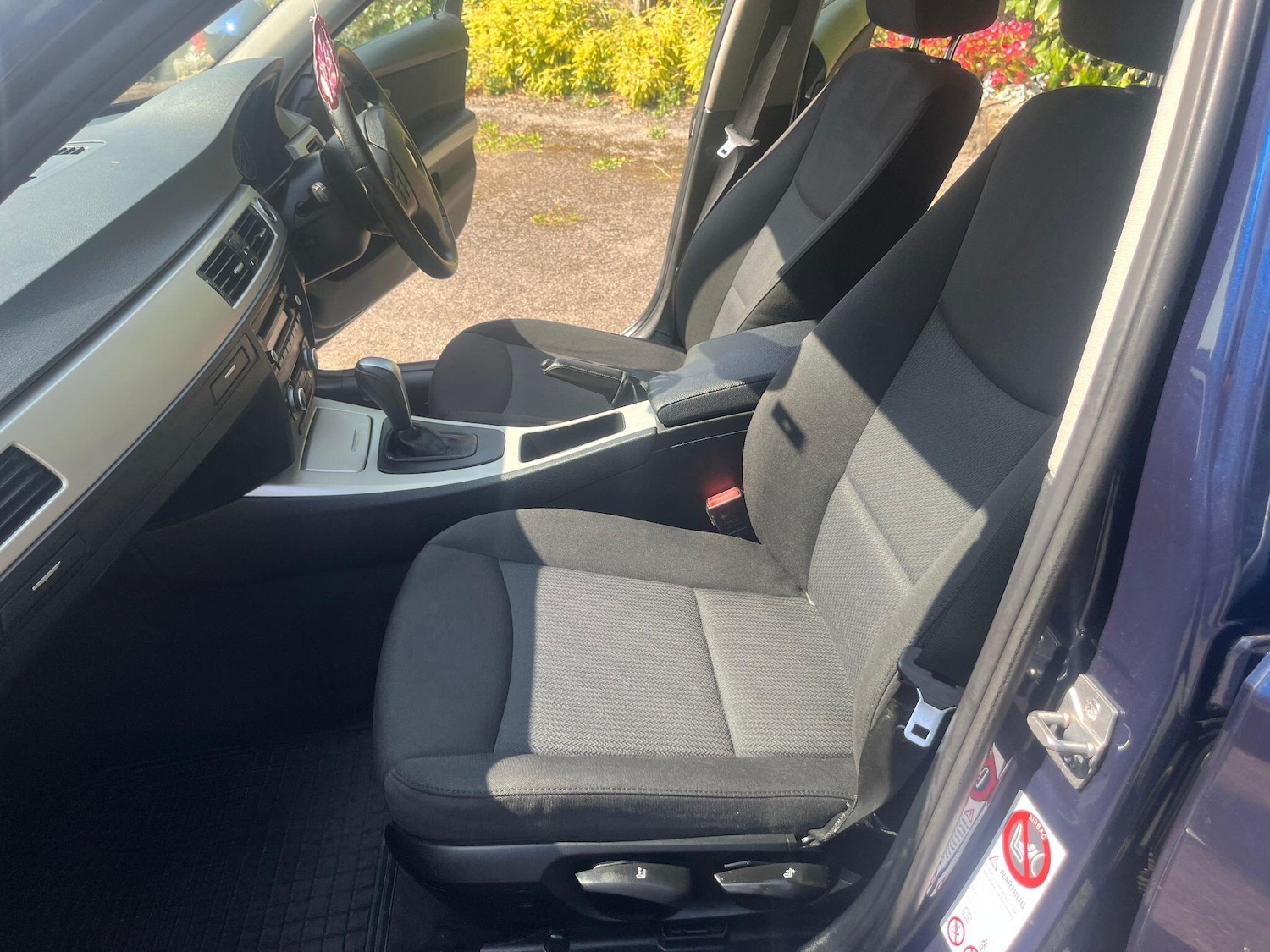 Used BMW 3 Series 2011 for sale - 78035035: Photo 13