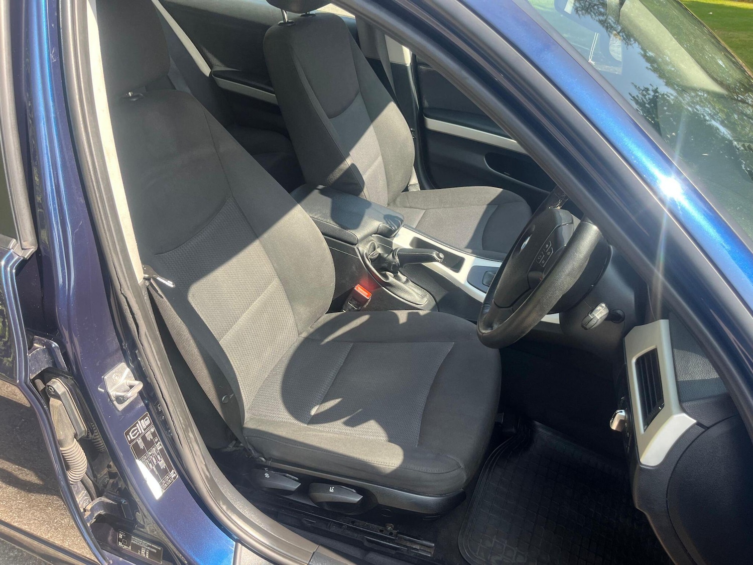 Used BMW 3 Series 2011 for sale - 78035035: Photo 24