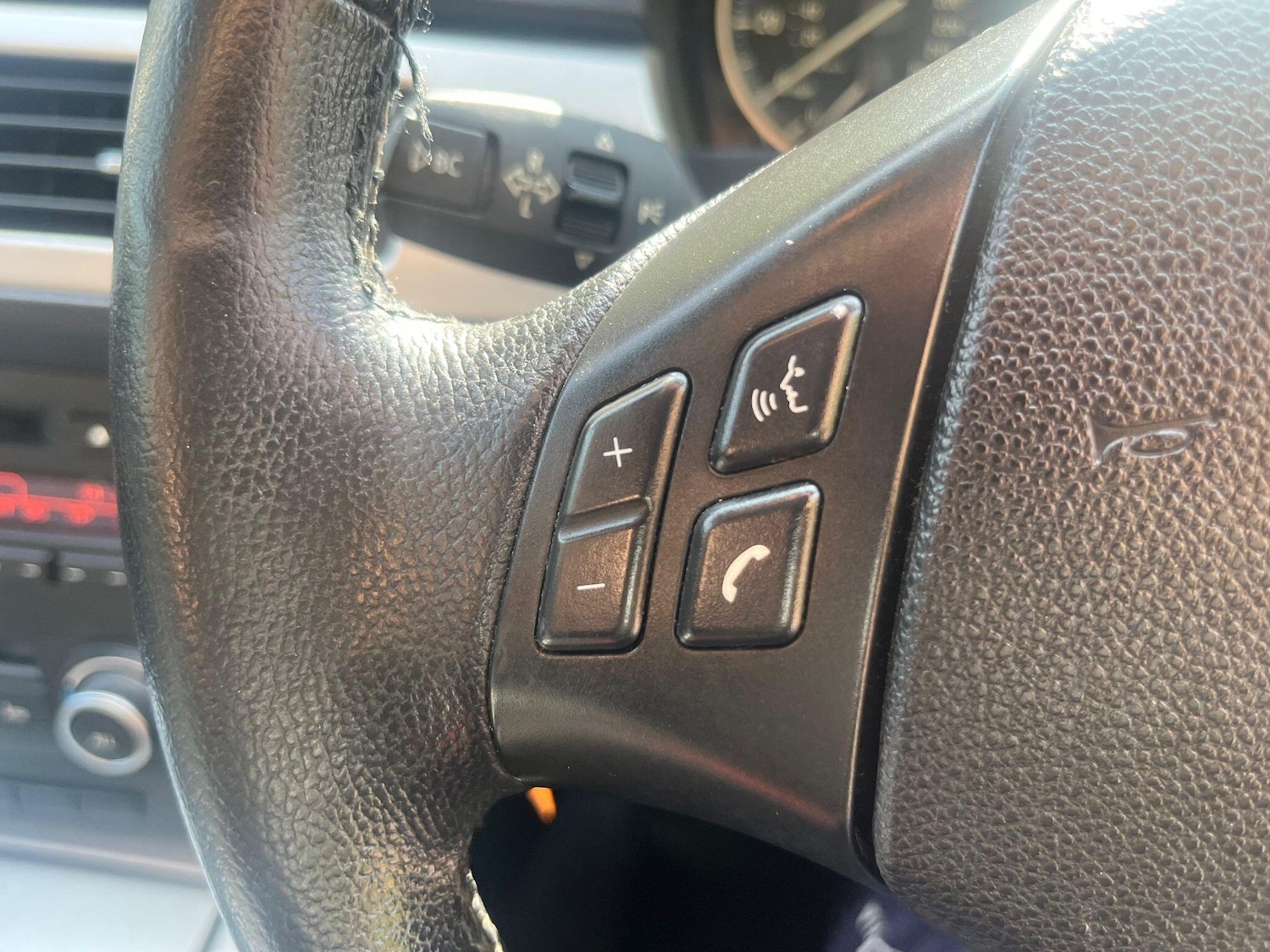 Used BMW 3 Series 2011 for sale - 78035035: Photo 31